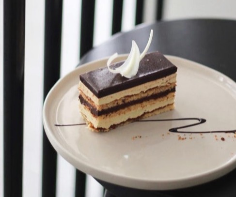 chocolate_cake_the_mechanic_cafe